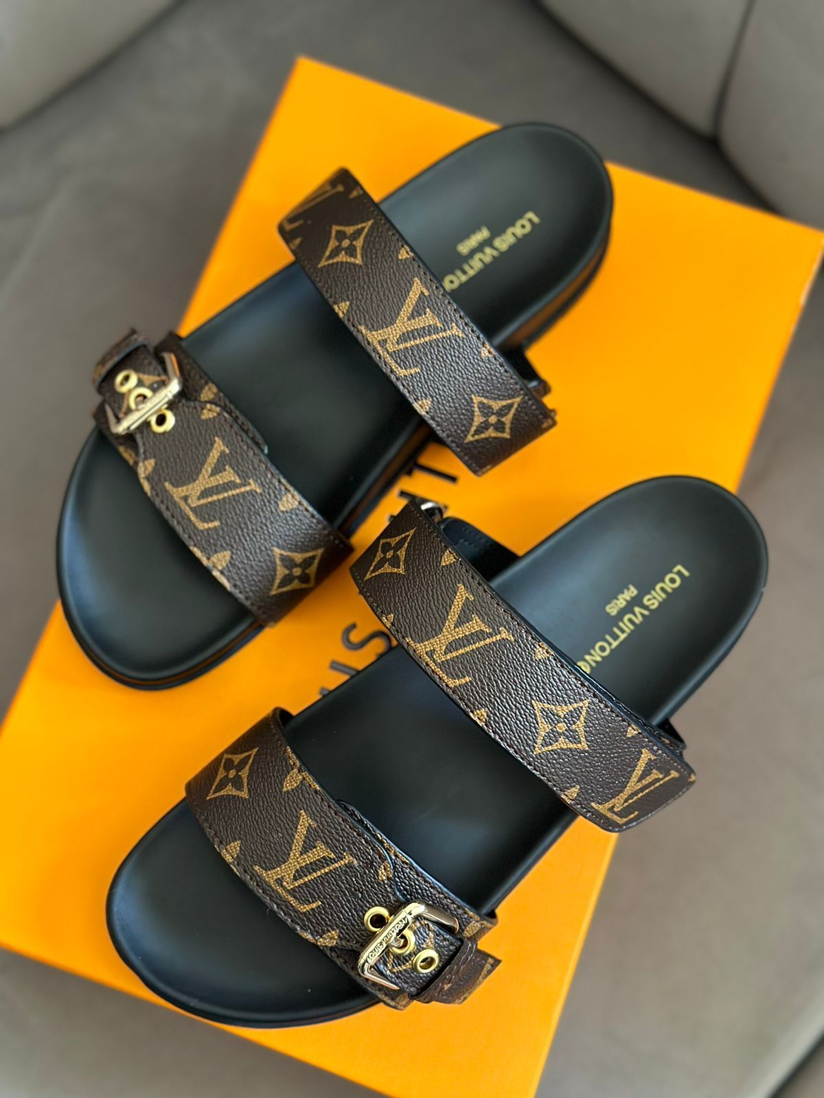 EVERYDAY ADJUSTABLE OPEN-TOE SLIDE SANDALS