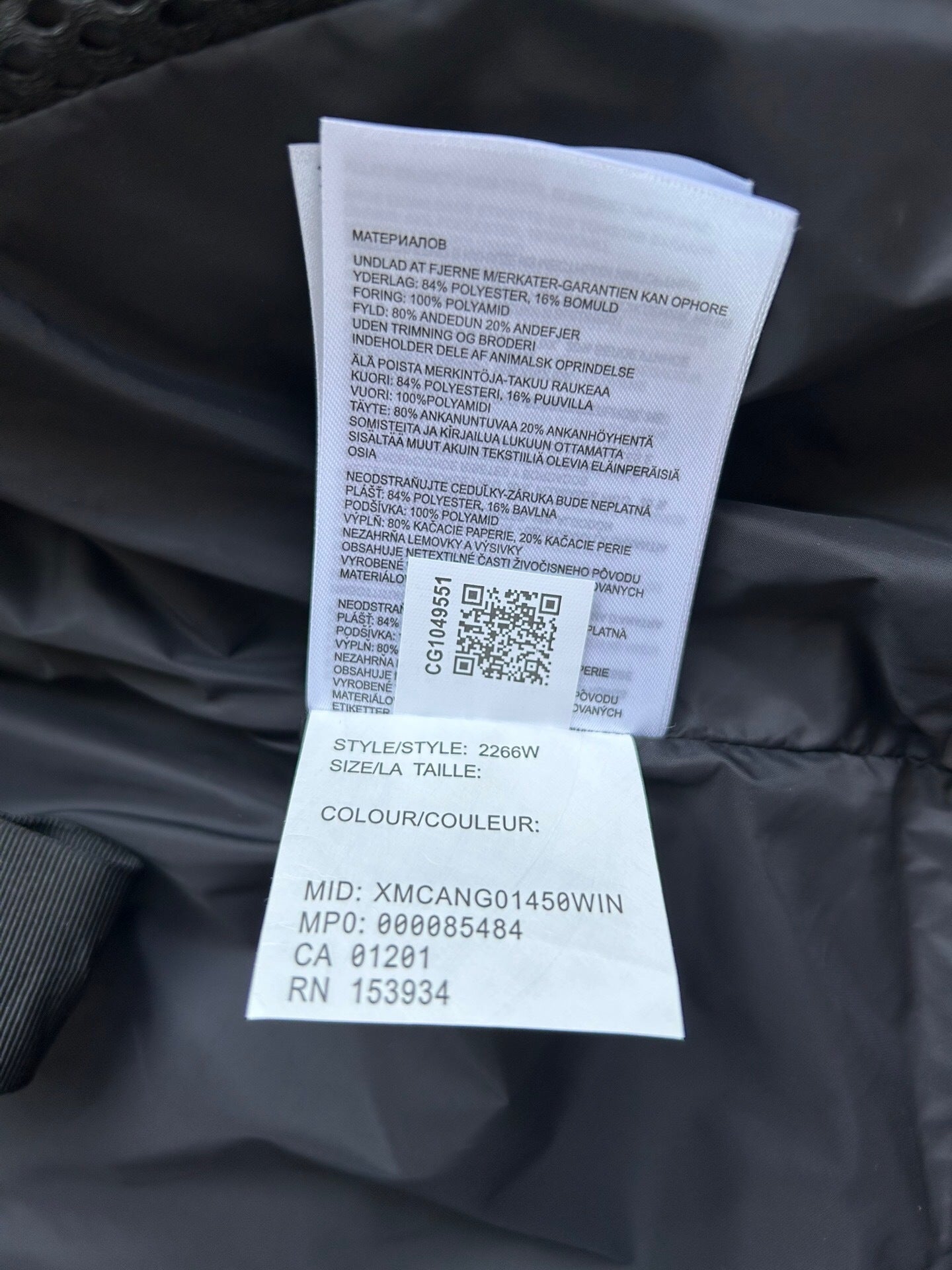 WOMEN’S BLACK CROPPED PADDED PUFFER JACKET WITH HIGH COLLAR