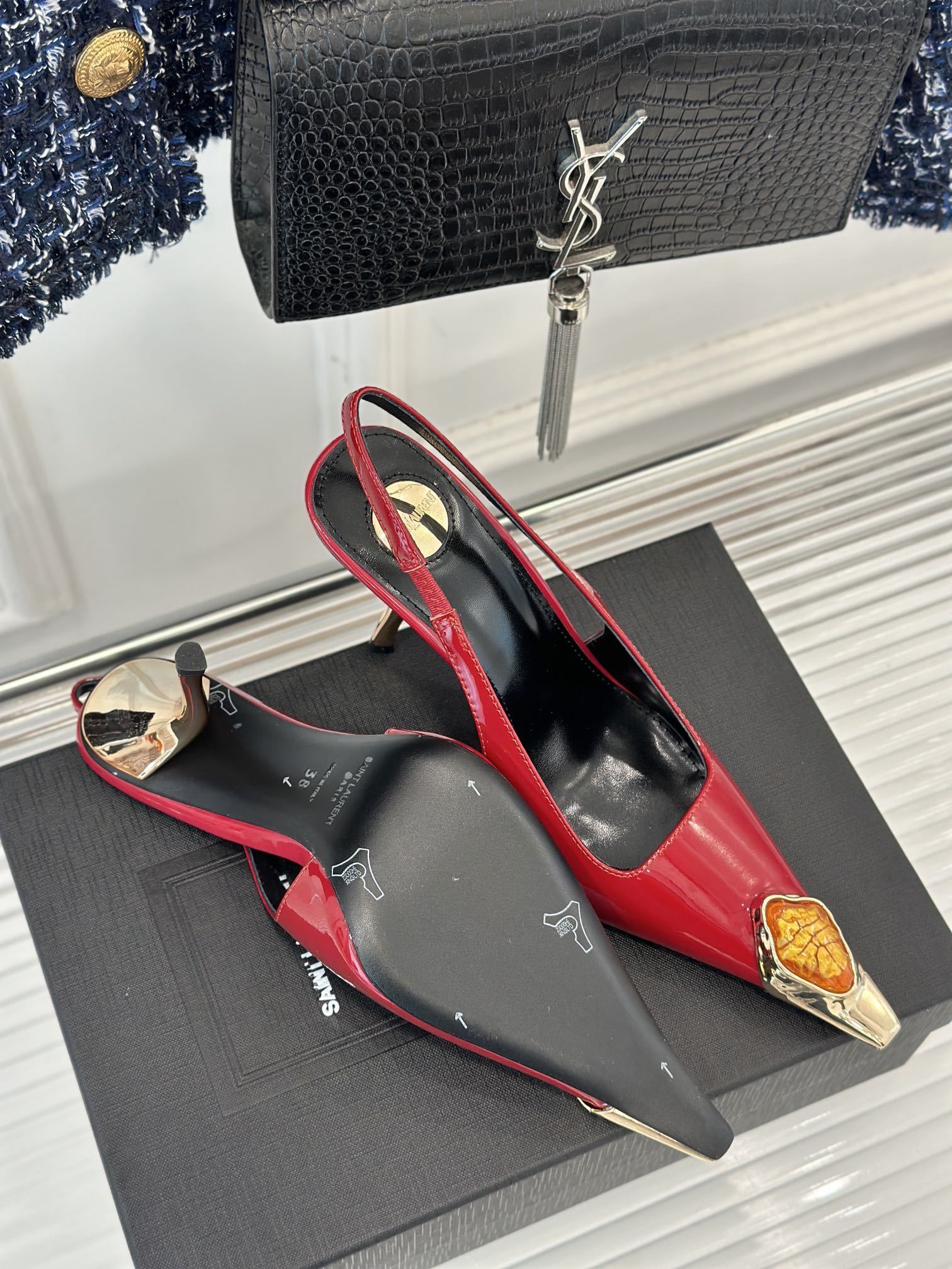 RED PATENT SLINGBACK HEELS
