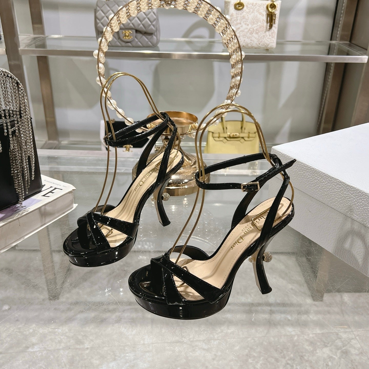 PATENT PLATFORM STRAPPY HEELS – BLACK