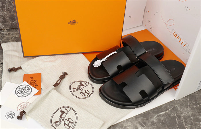 BLACK DOUBLE-STRAP H-CUT LEATHER SLIDE SANDALS