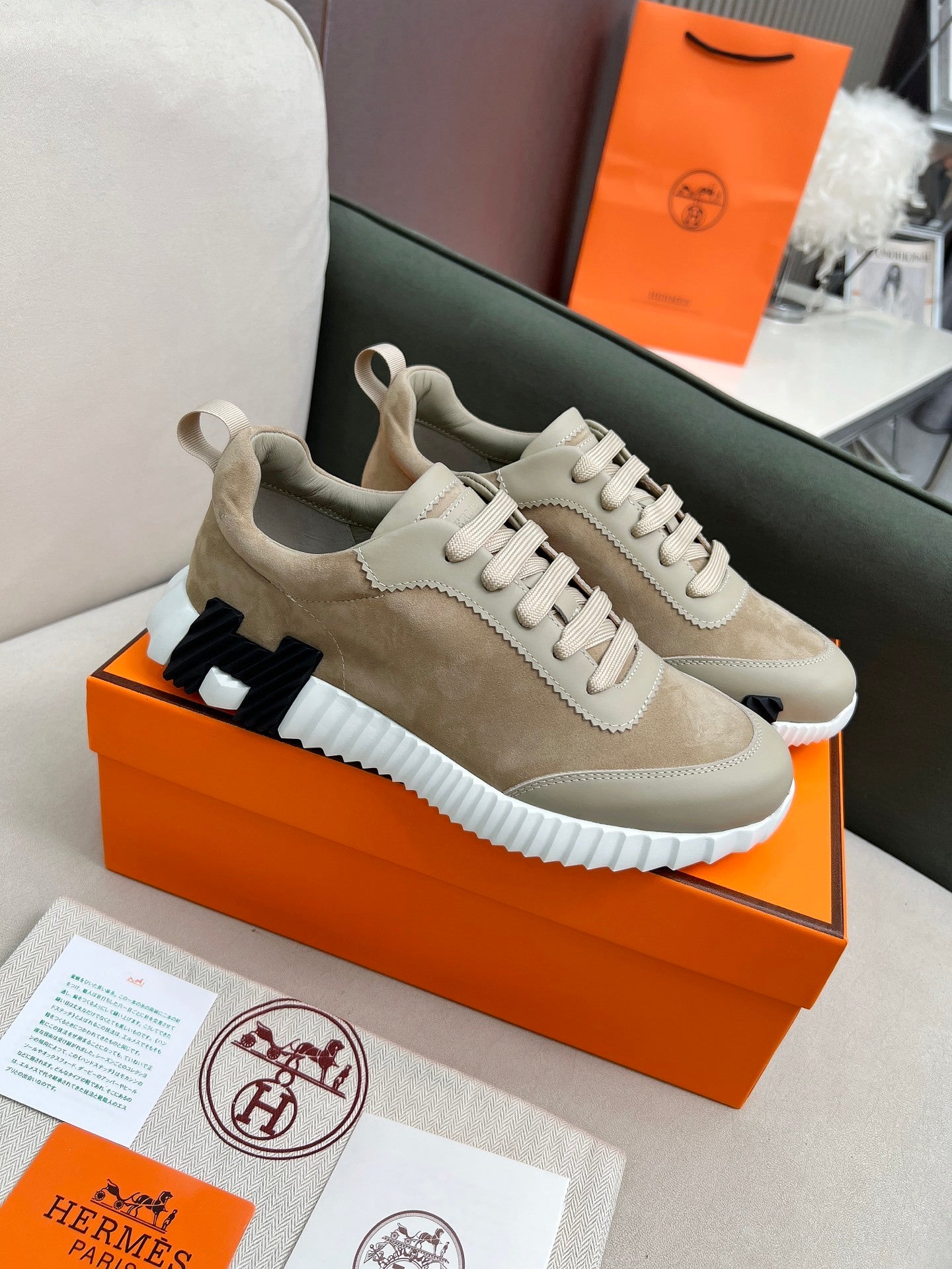 PREMIUM SUEDE PANEL LUXURY SNEAKERS