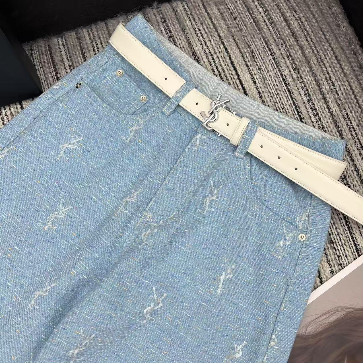 HIGH-WAIST WIDE LEG DENIM PANTS