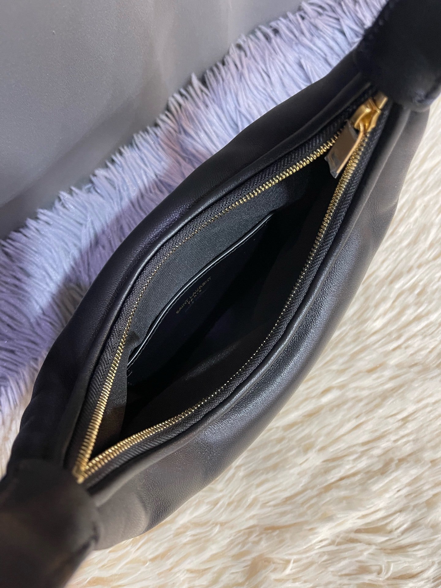 MINIMAL LEATHER SHOULDER BAG