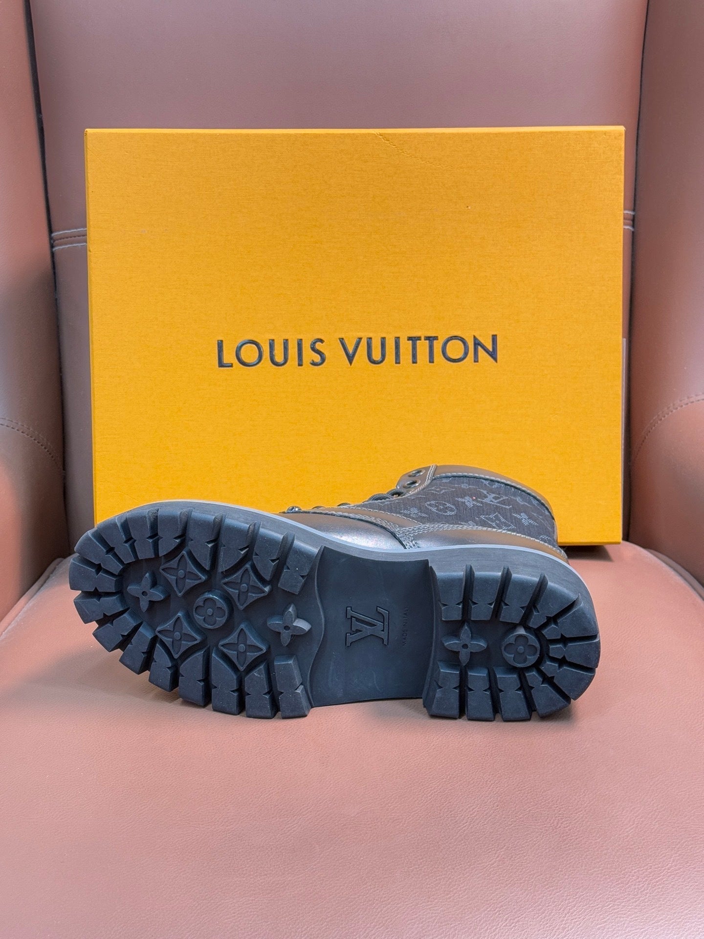 SCHWARZE MONOGRAMM-CANVAS-KAMPFSTIEFEL