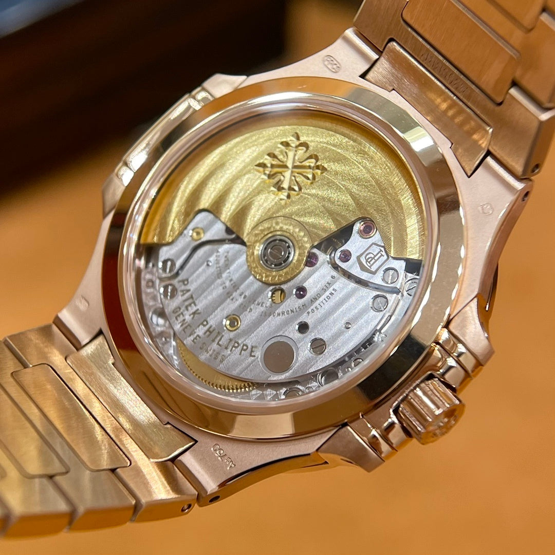GOLD LUXURY MINIMALIST WATCH
