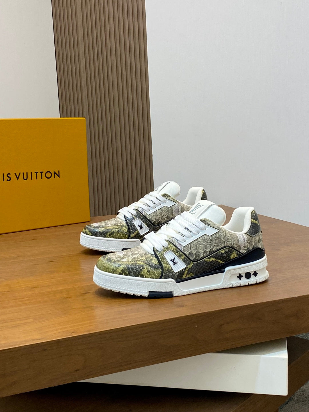 GREEN & BEIGE SNAKESKIN LOW-TOP SNEAKERS