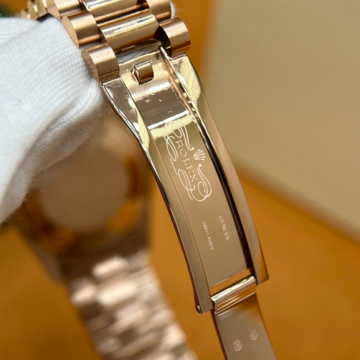 GOLD DAY-DATE CLASSIC WATCH