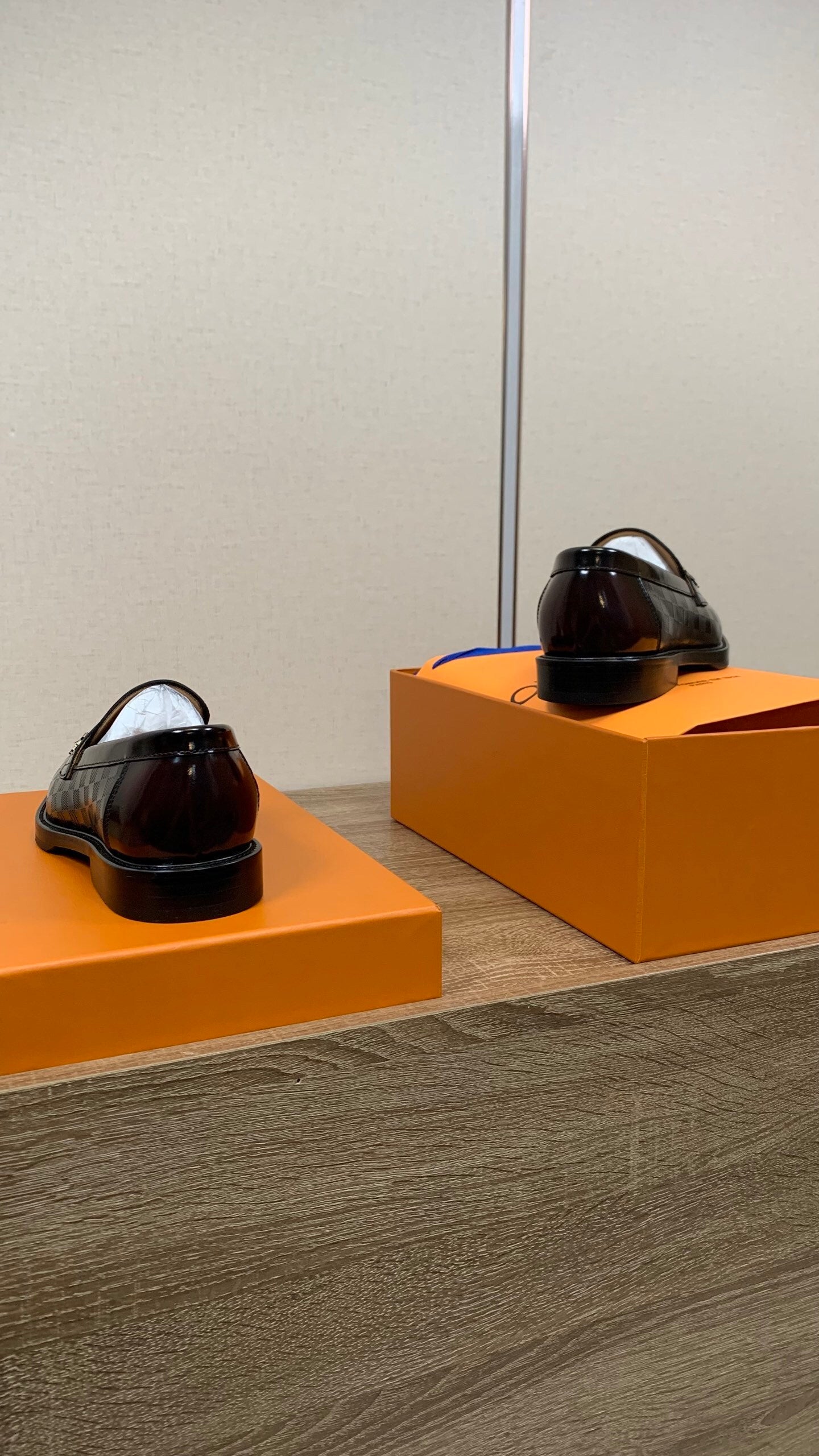 Dunkelbraune Lackleder-Loafer