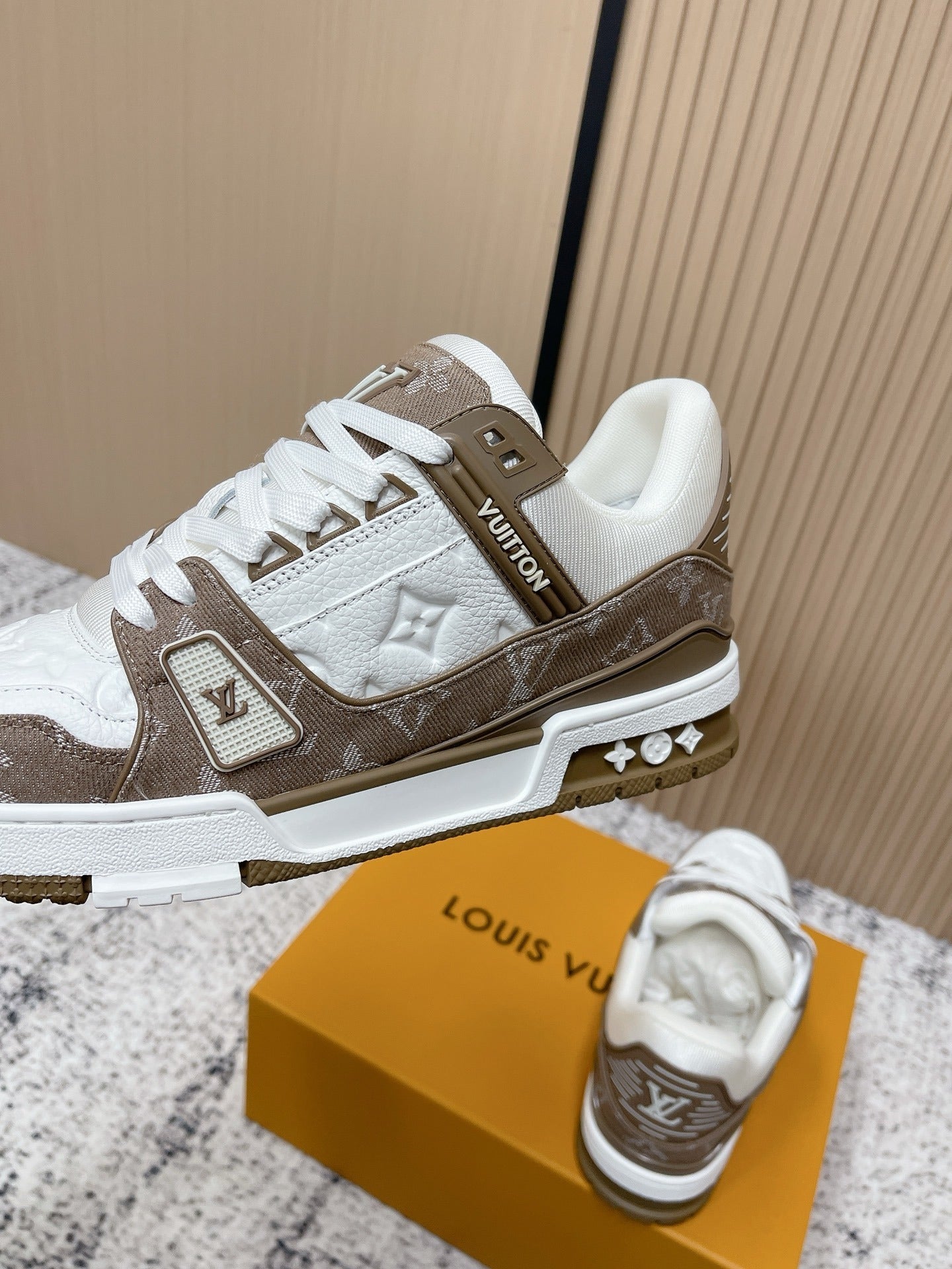 WHITE & TAUPE MONOGRAM LOW-TOP SNEAKERS