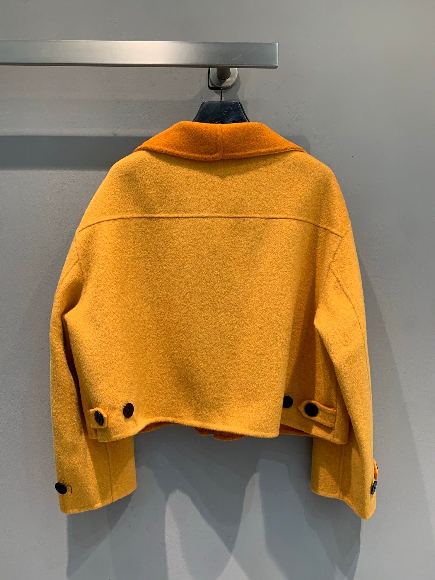 SAFFRON CROPPED WOOL JACKET WITH ZIP FRONT & OVERSIZED COLLAR