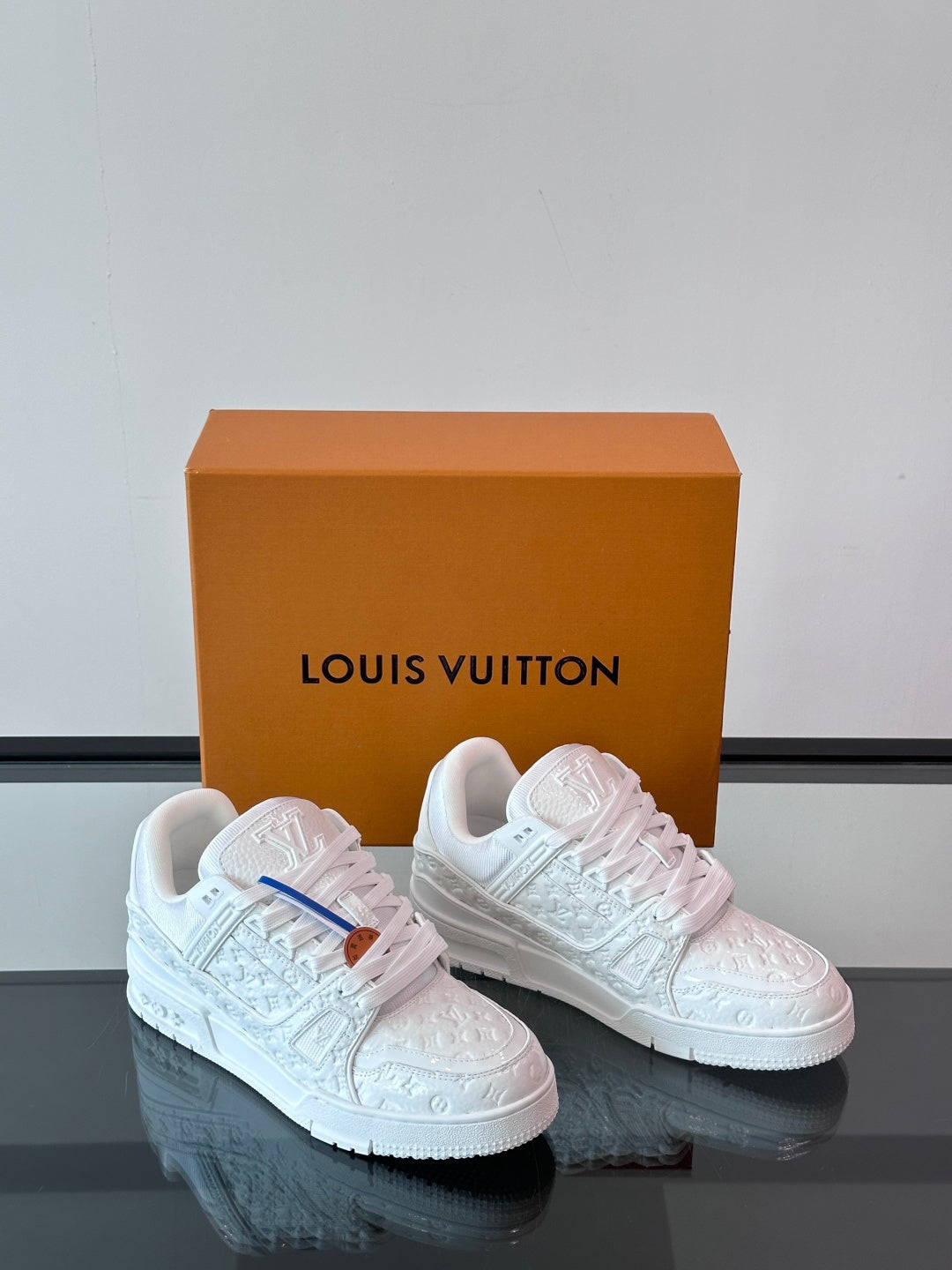 WHITE MONOGRAM LOW-TOP SNEAKERS