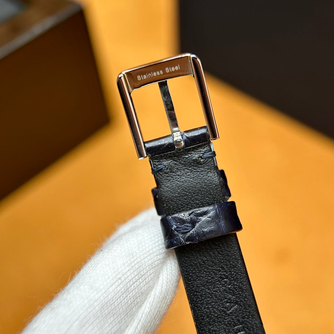 ELEGANT DIAMOND DIAL LEATHER WATCH