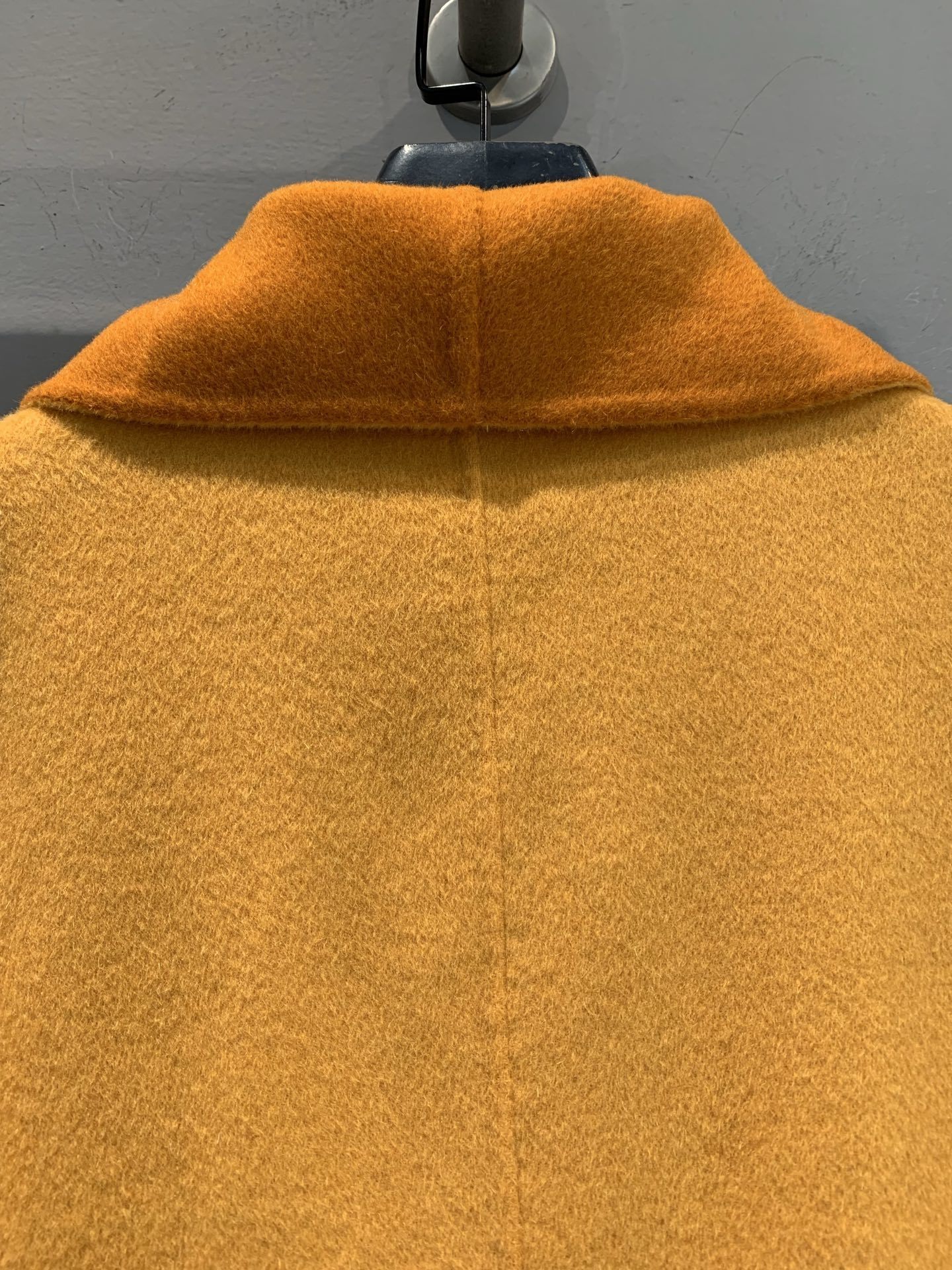 LUXURY SAFFRON WOOL COAT WITH ZIP FRONT & OVERSIZED COLLAR