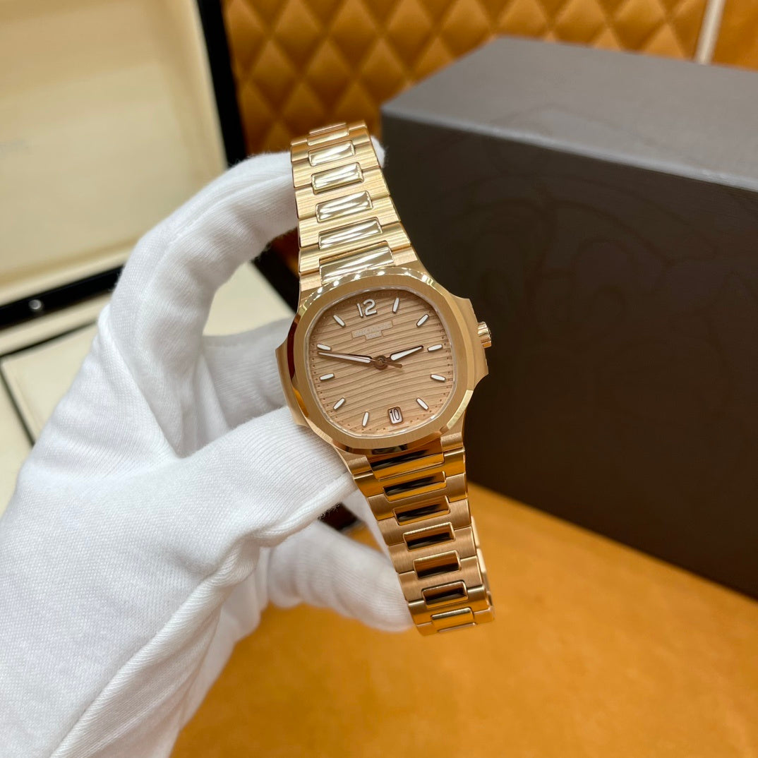 GOLD LUXURY MINIMALIST WATCH