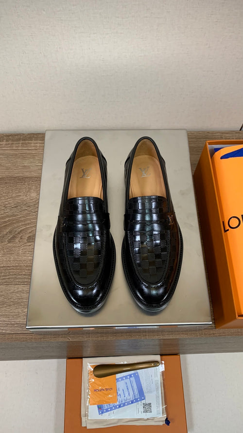 BLACK PATENT LEATHER WOVEN LOAFERS