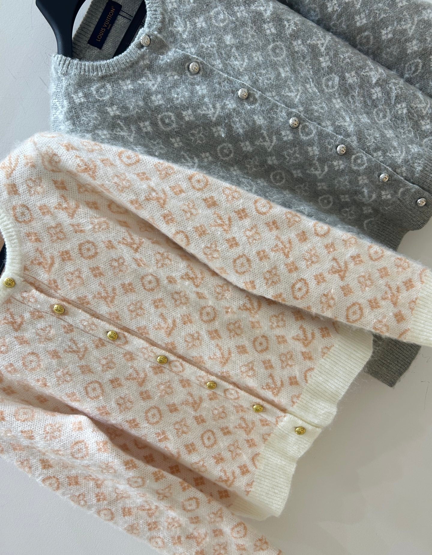 SOFT PATTERNED KNIT CARDIGAN