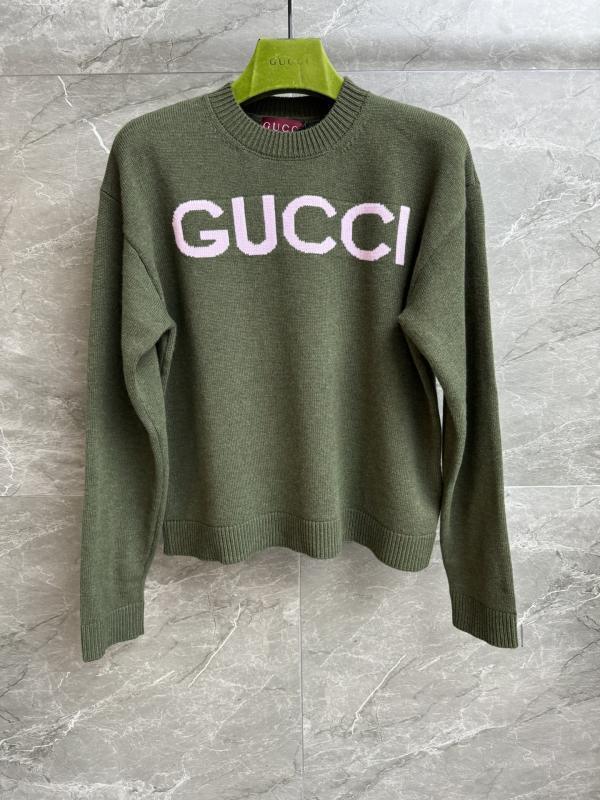 LOGO CREW NECK KNIT SWEATER