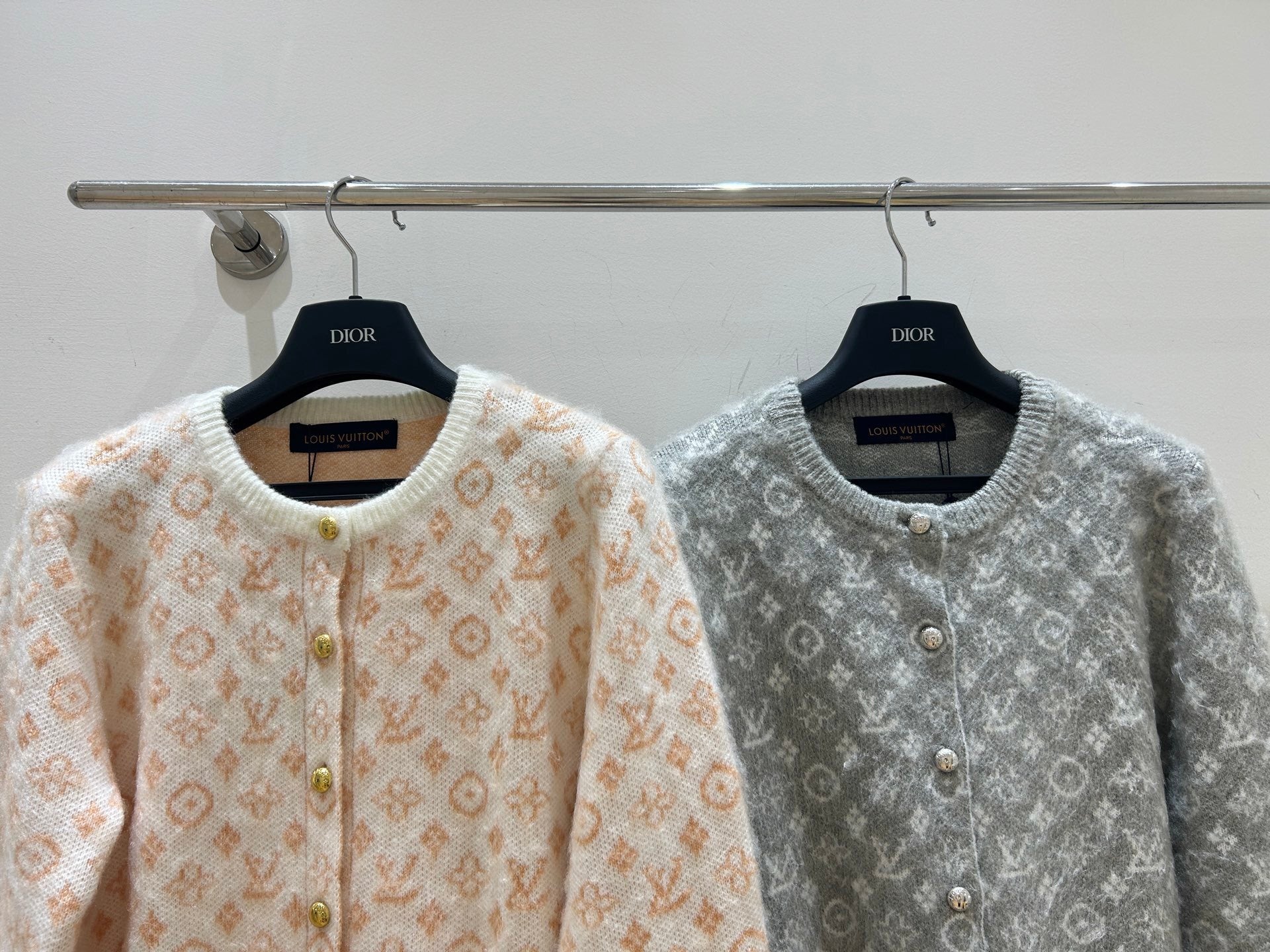 SOFT PATTERNED KNIT CARDIGAN