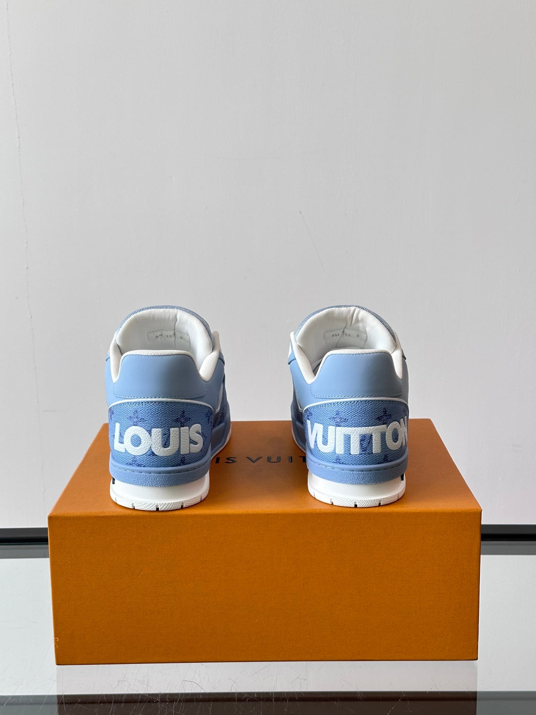 LIGHT BLUE CHUNKY SNEAKERS