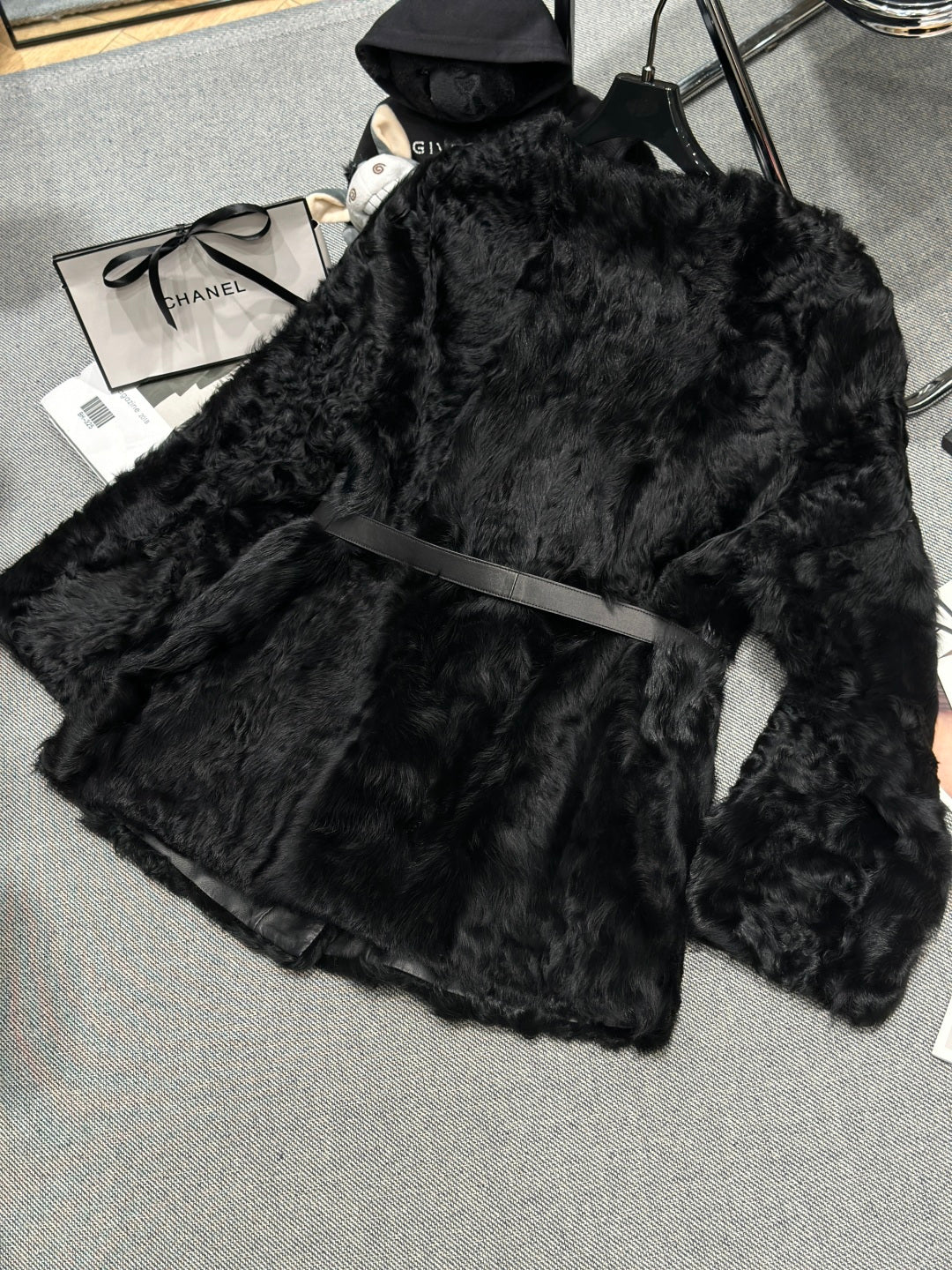 LUXURY BLACK TEXTURED FUR COAT WITH LEATHER BELT DETAIL