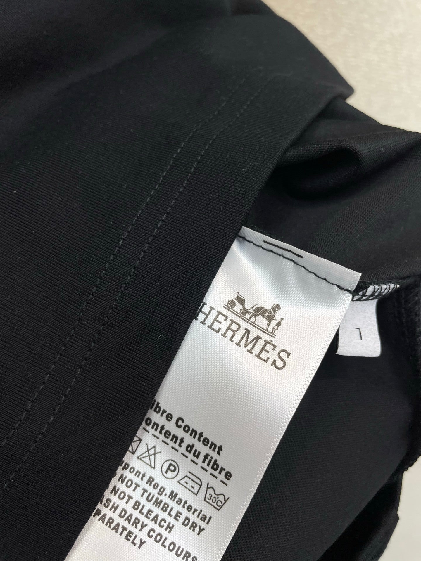 LOGO GRAPHIC T-SHIRTS WITH ICONIC PARIS PRINT