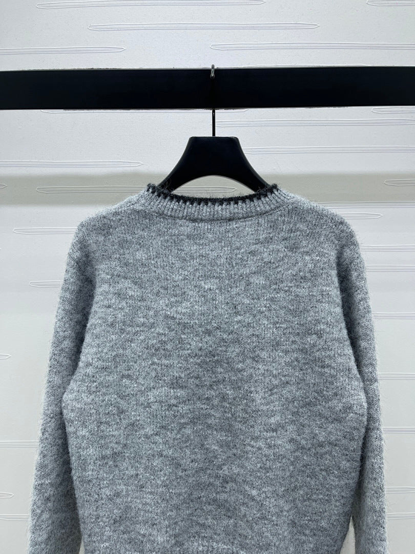 LOGO CREW NECK KNIT SWEATER