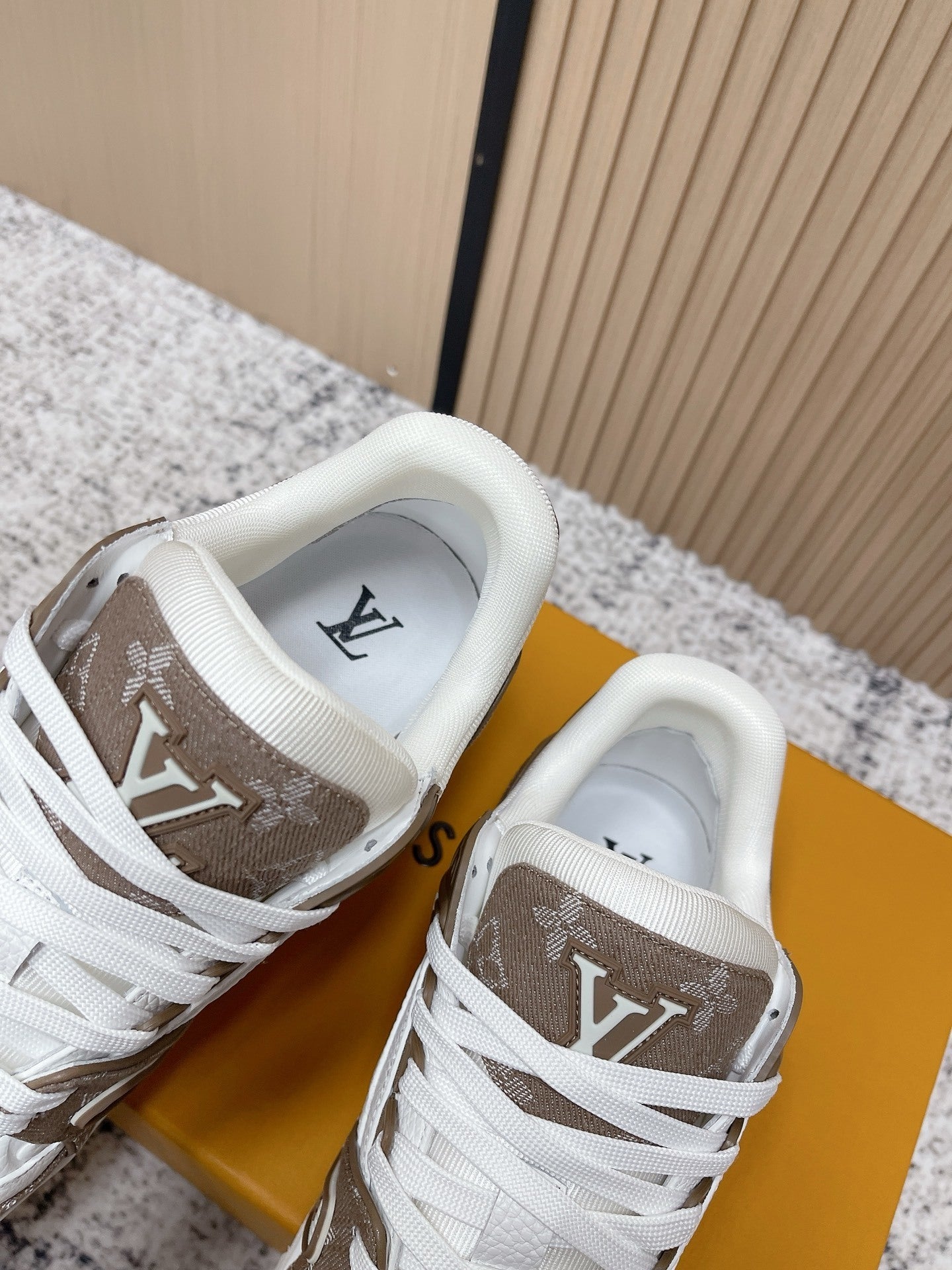 WHITE & TAUPE MONOGRAM LOW-TOP SNEAKERS