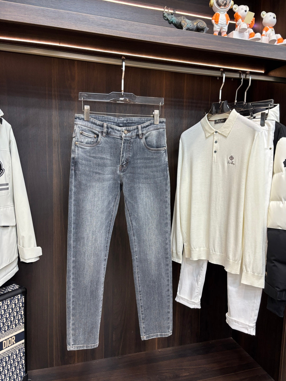 GREY DENIM JEANS WITH EMBROIDERED BACK DETAIL