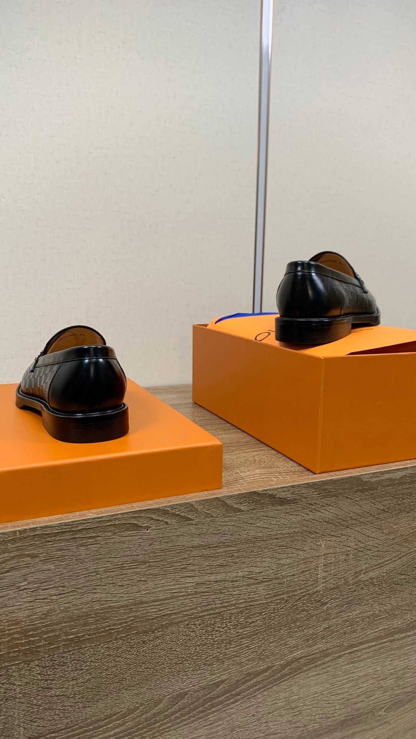 BLACK PATENT LEATHER WOVEN LOAFERS