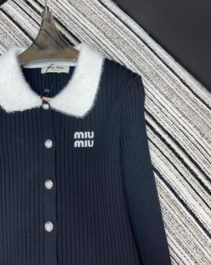RIBBED KNIT CONTRAST CARDIGAN