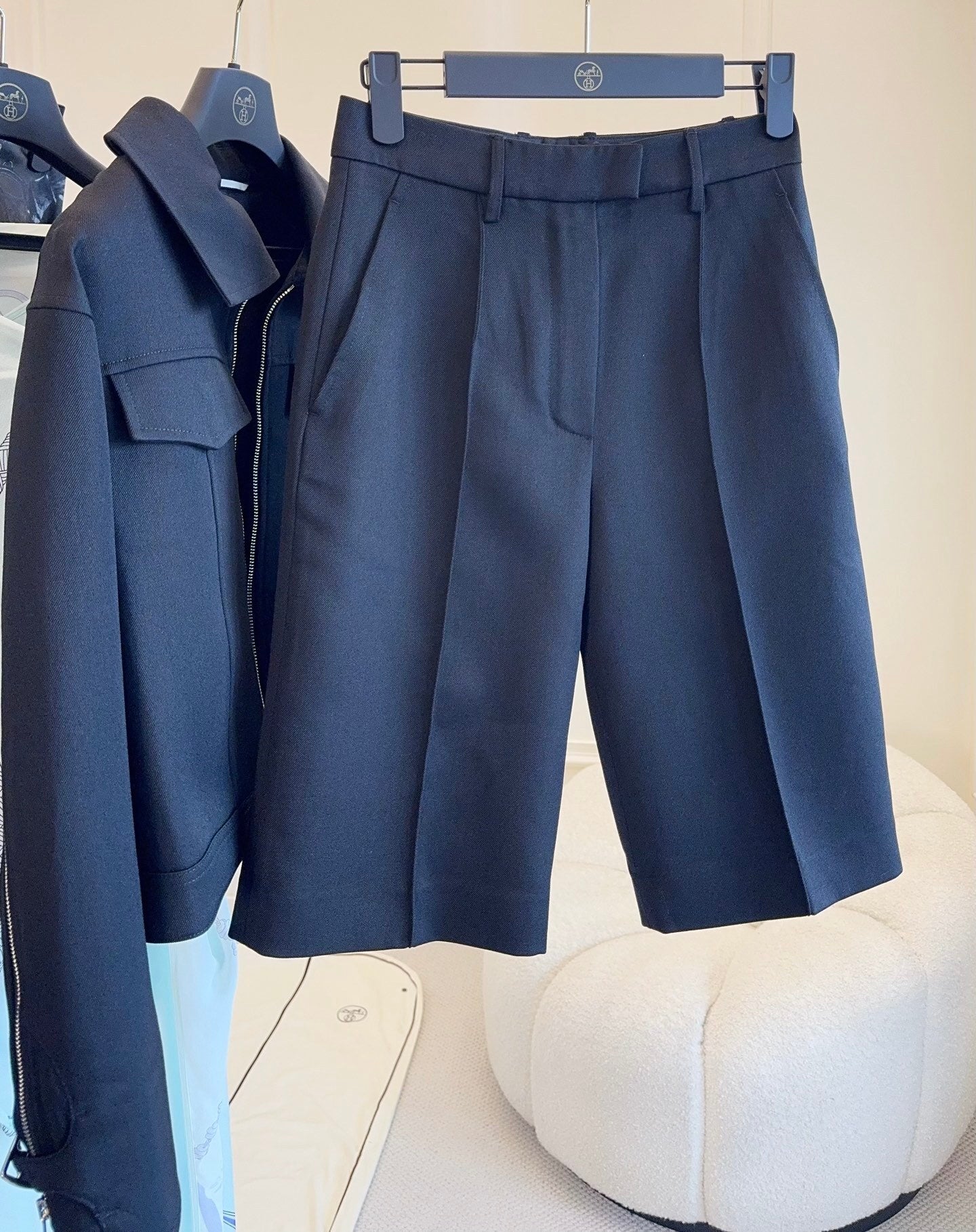 TAILORED ZIP-FRONT JACKET & PLEATED SKIRT SET