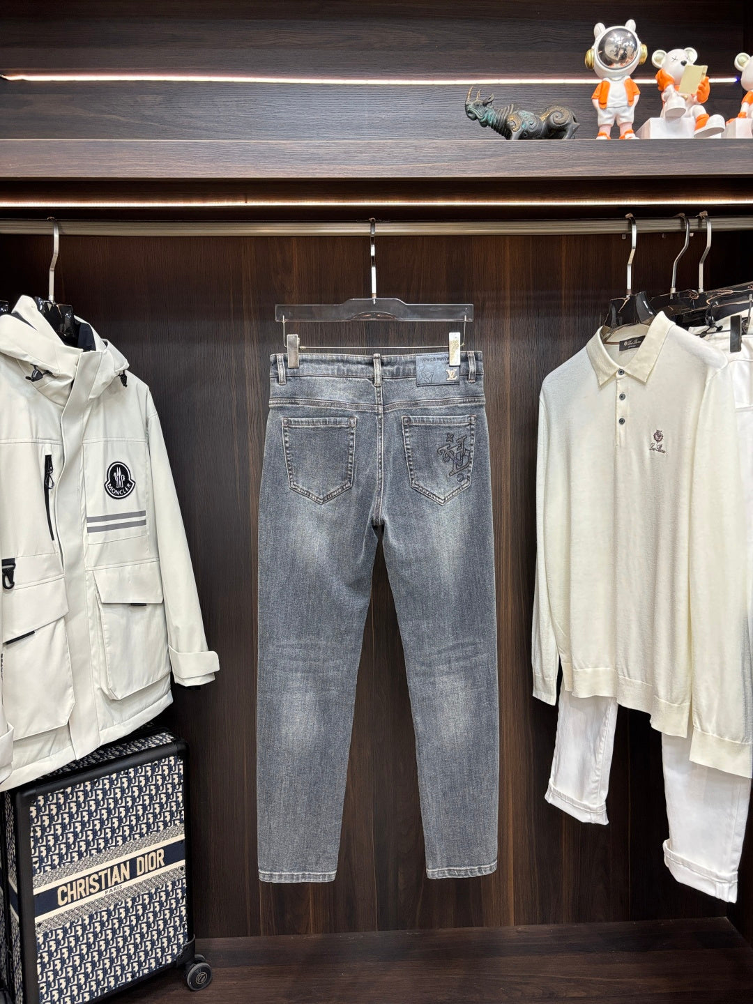 GREY DENIM JEANS WITH EMBROIDERED BACK DETAIL