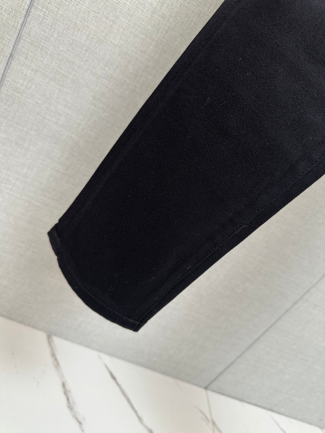 BLACK DENIM JEANS WITH EMBROIDERED DETAILING