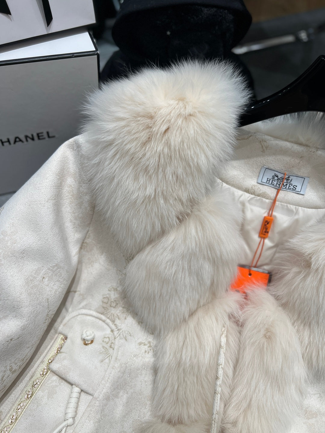 IVORY JACQUARD PUFFER JACKET WITH LUXURY FUR TRIM