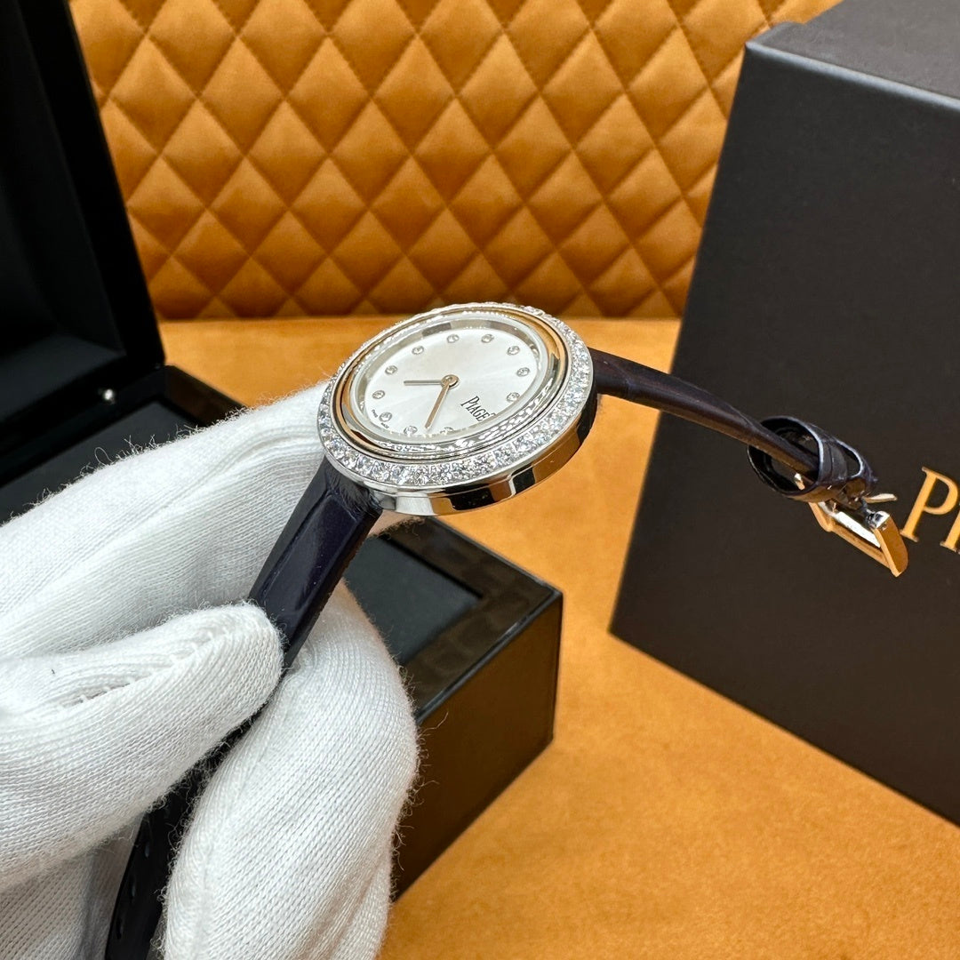 ELEGANT DIAMOND DIAL LEATHER WATCH
