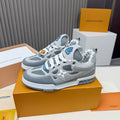 GREY MESH PLATFORM SNEAKERS WITH CONTRAST DETAILS