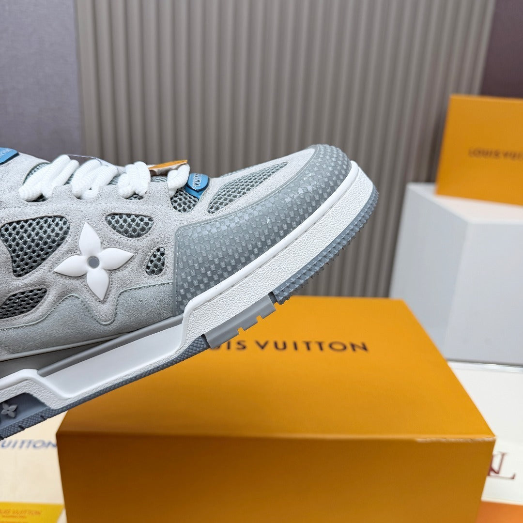 GREY MESH PLATFORM SNEAKERS WITH CONTRAST DETAILS