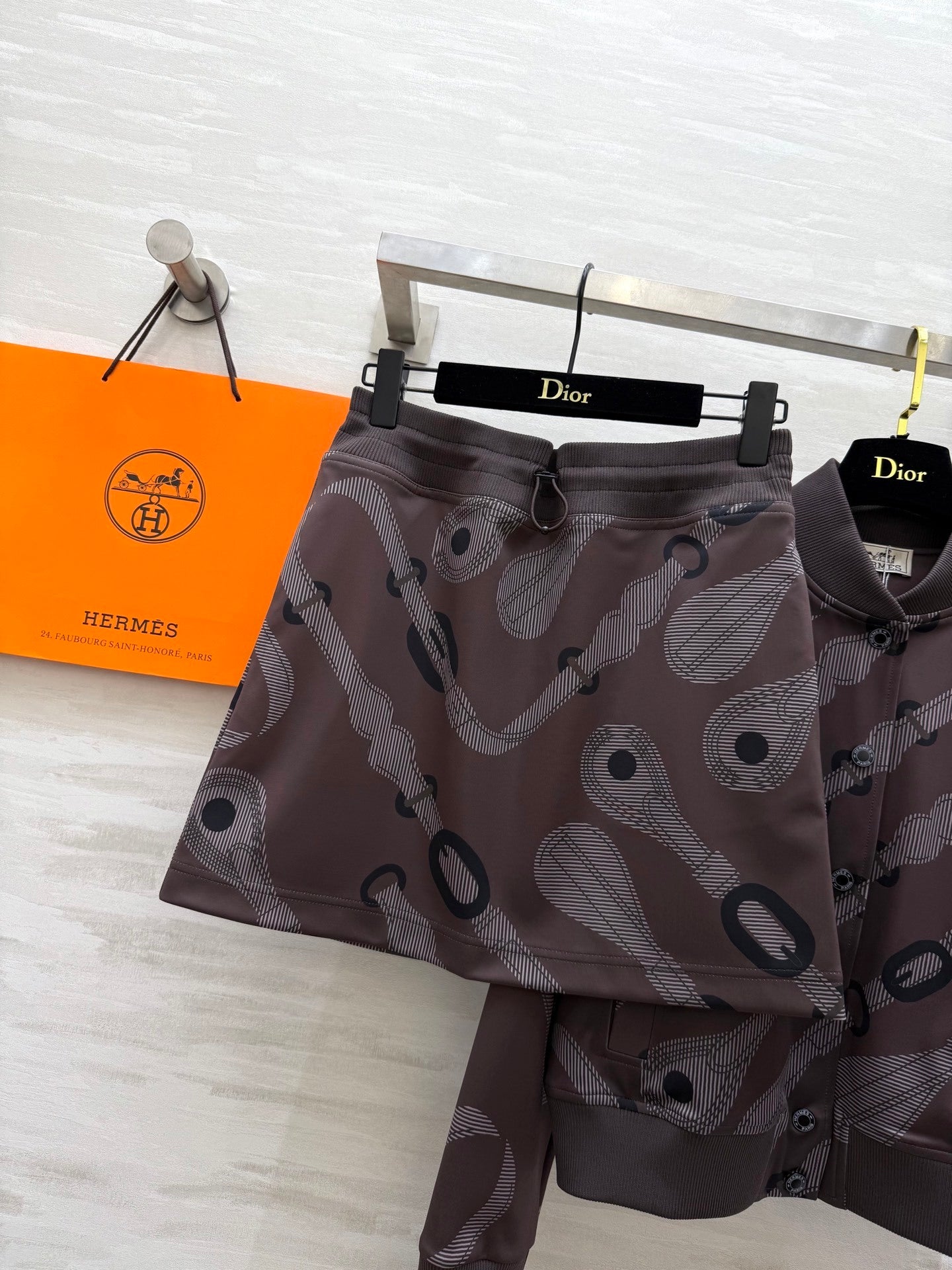 GRAPHIC PRINT BOMBER JACKET & MINI SKIRT SET