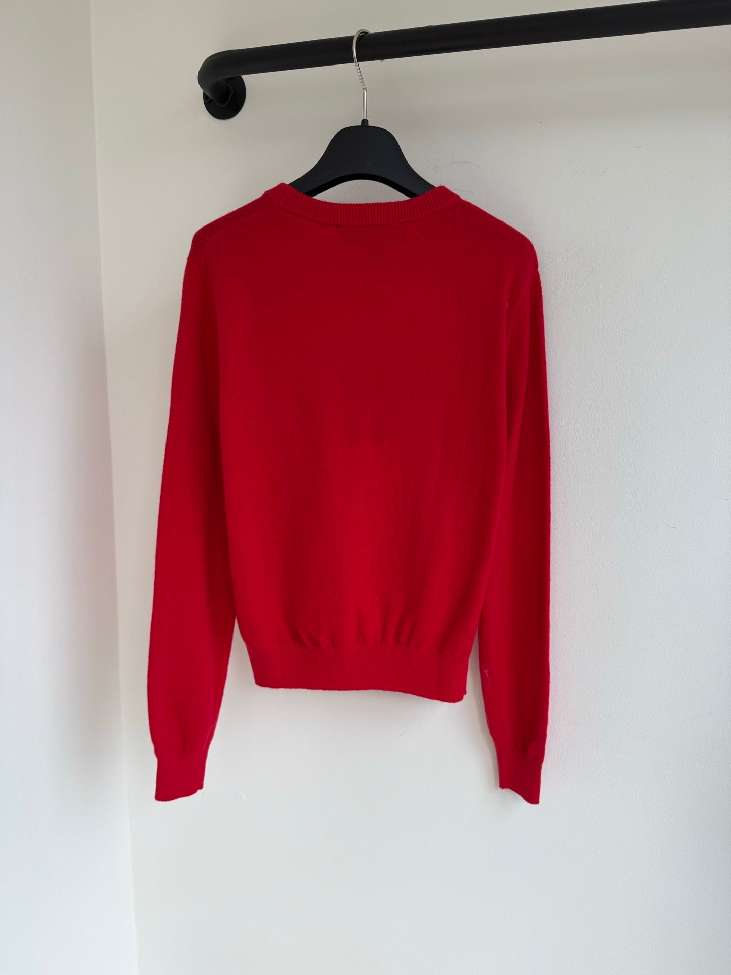 BRUSHED SCRIPT LOGO KNIT SWEATER