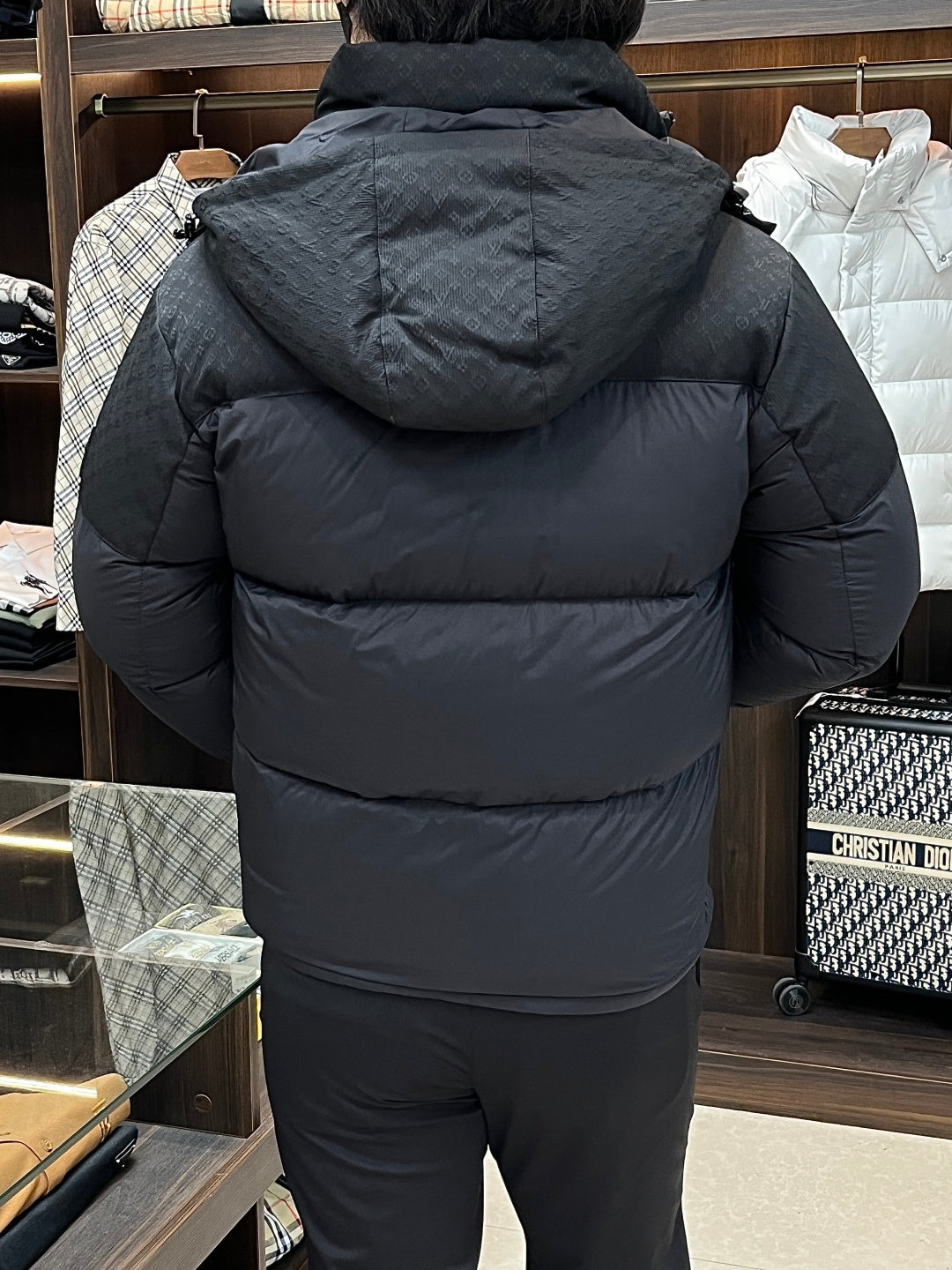 BLACK PADDED PUFFER JACKET WITH HIGH COLLAR