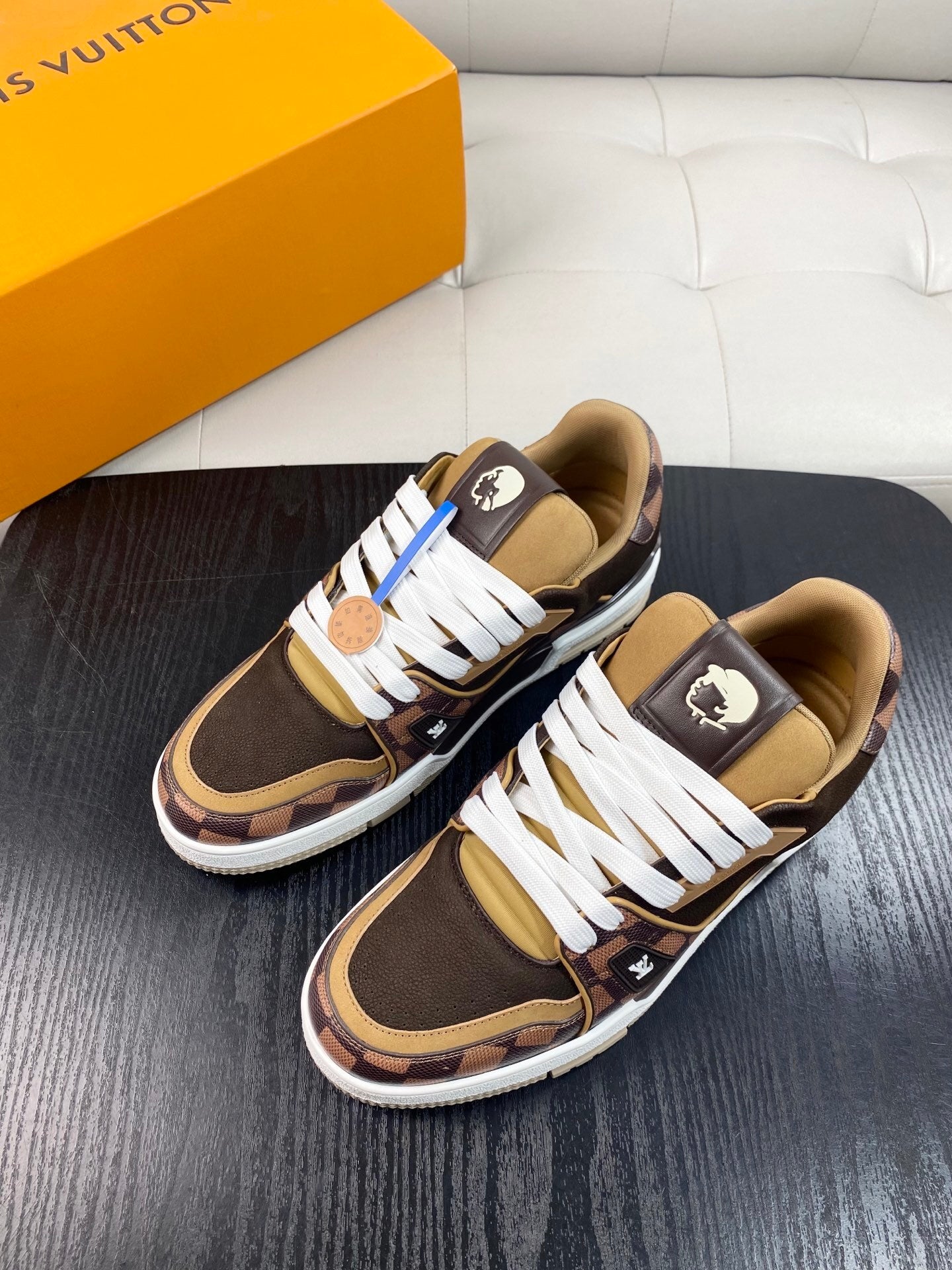 BROWN AND TAN LOW-TOP SNEAKERS WITH CHECKED PANELS