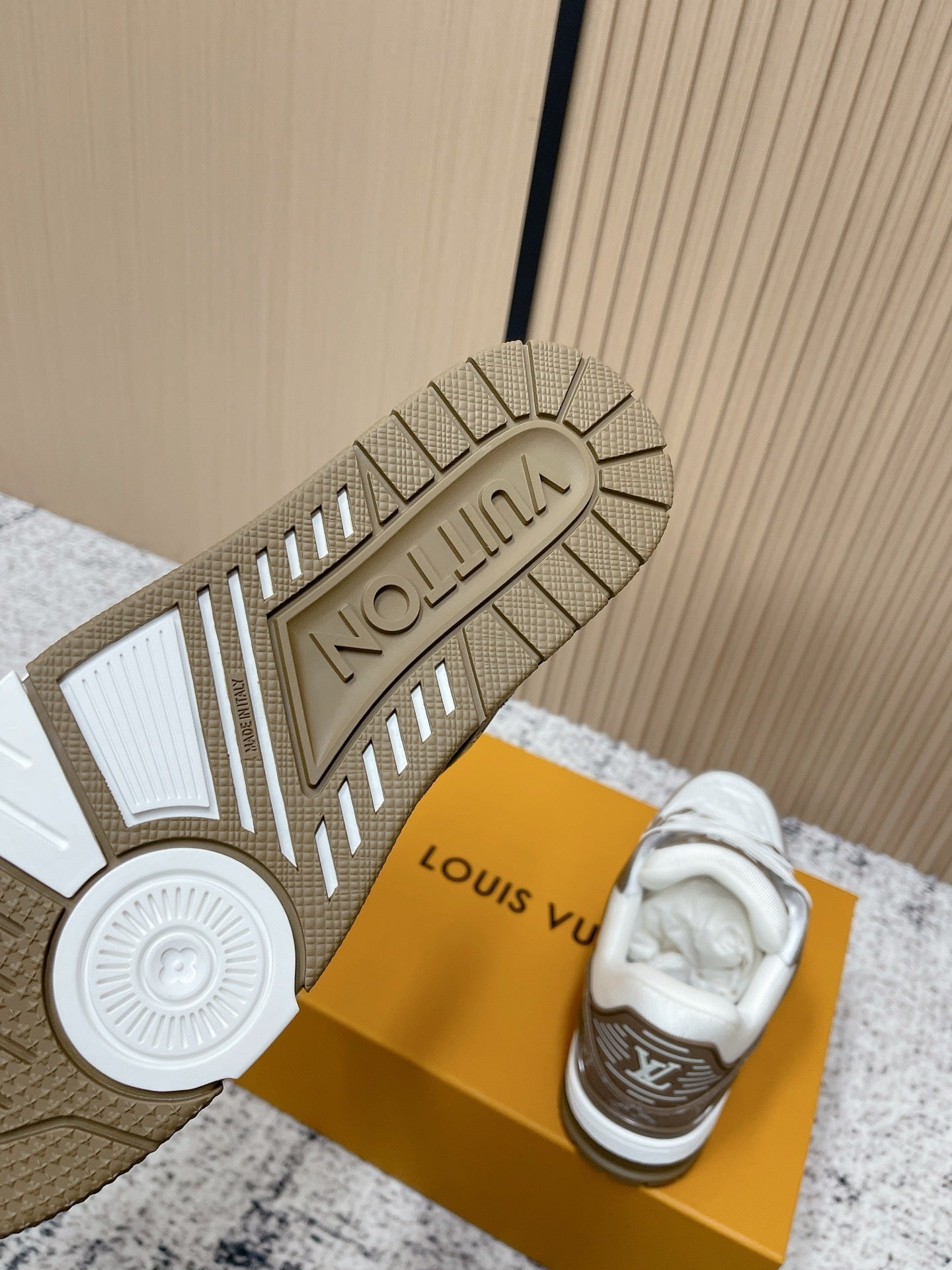 WHITE & TAUPE MONOGRAM LOW-TOP SNEAKERS