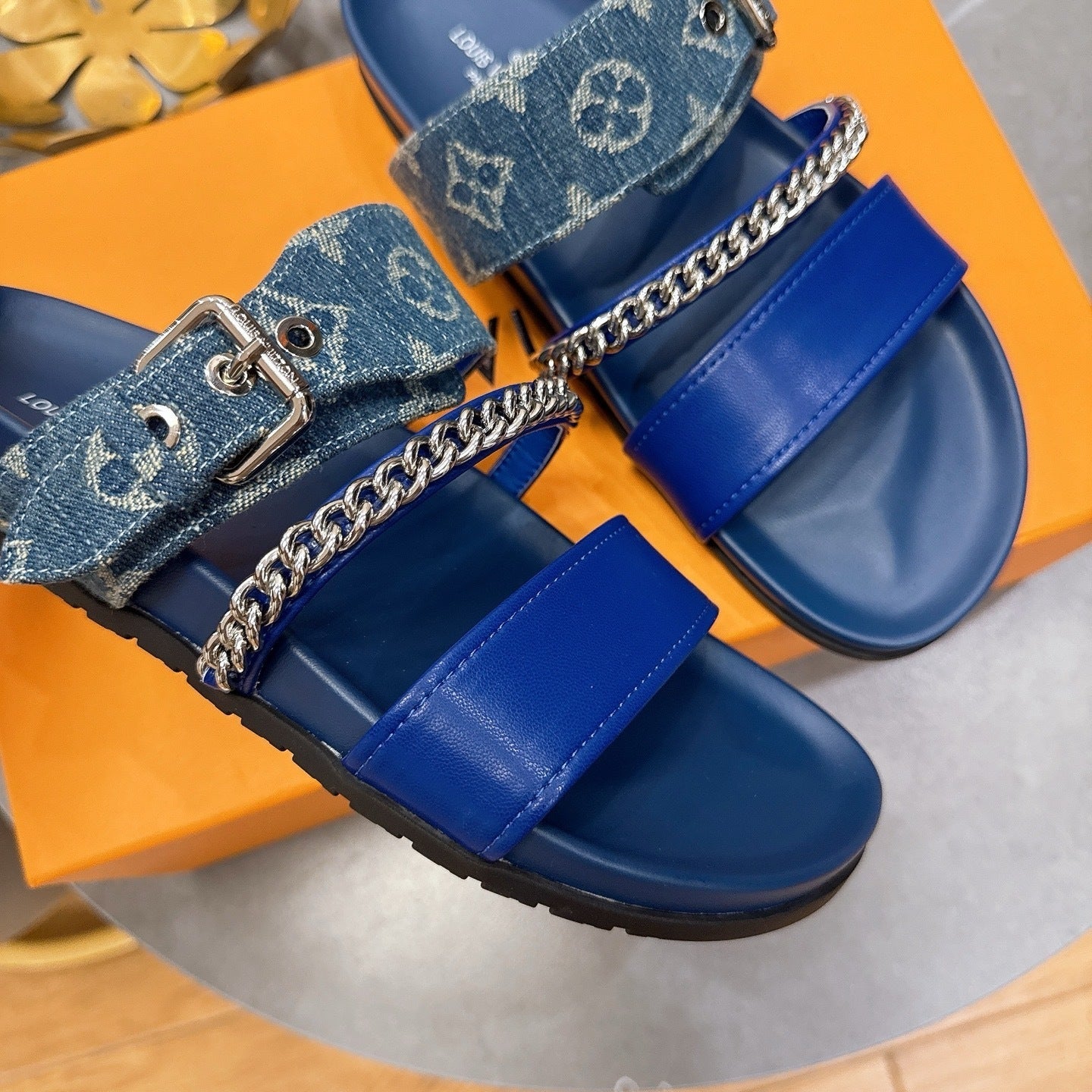 BLUE MULTI-STRAP CHAIN DETAIL SLIDE SANDALS