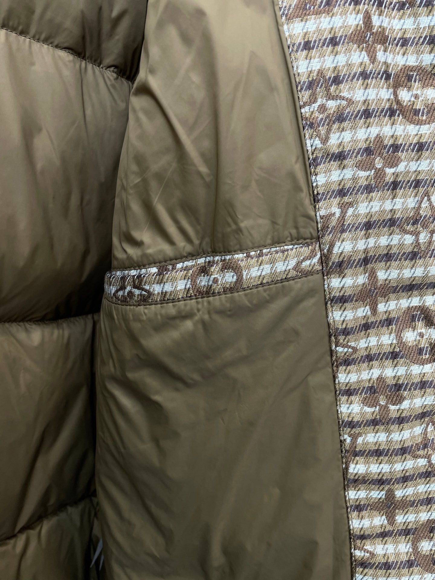 PADDED STAND-COLLAR JACKET