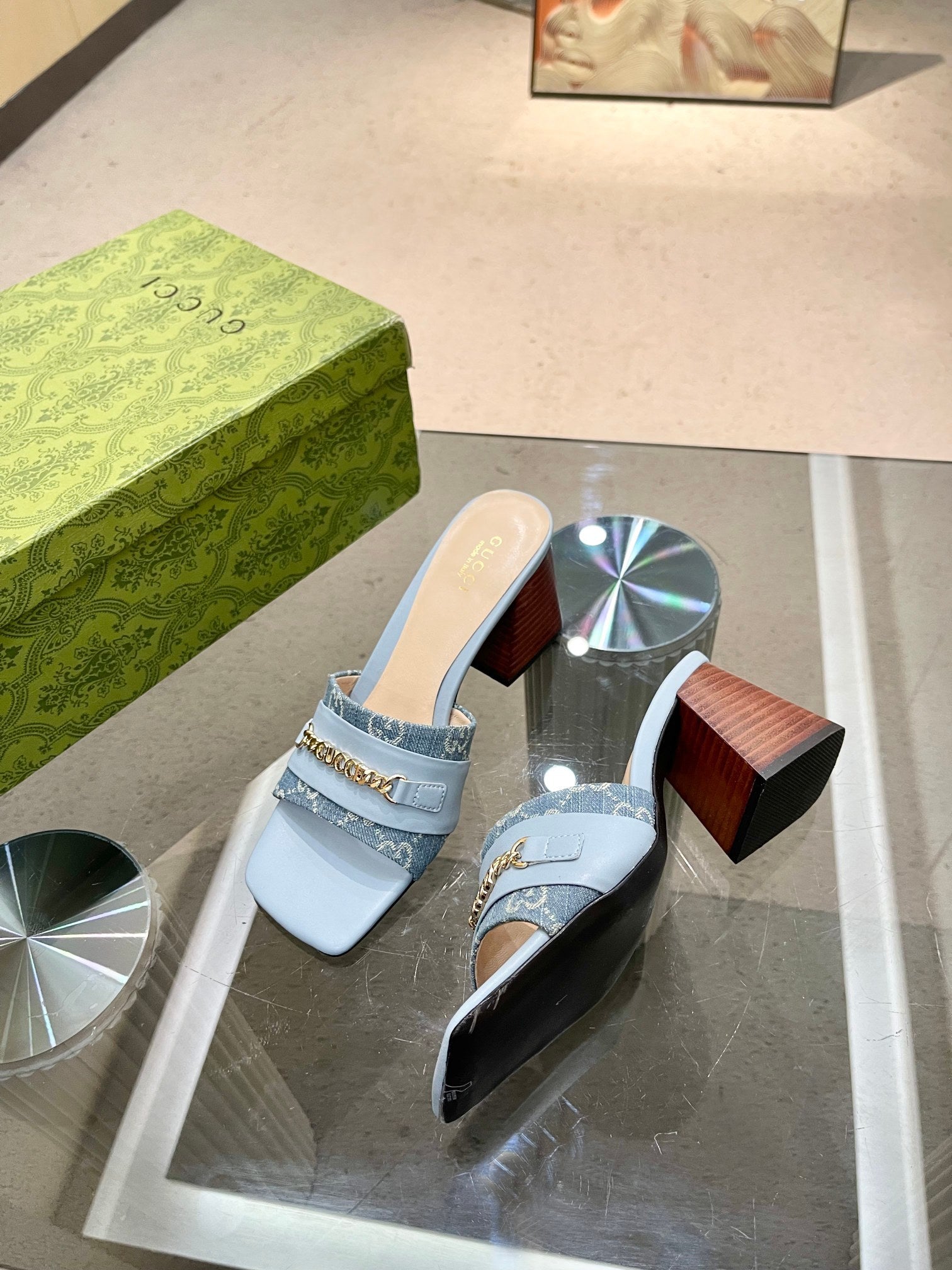 DENIM BLUE CHAIN DETAIL BLOCK HEEL MULES