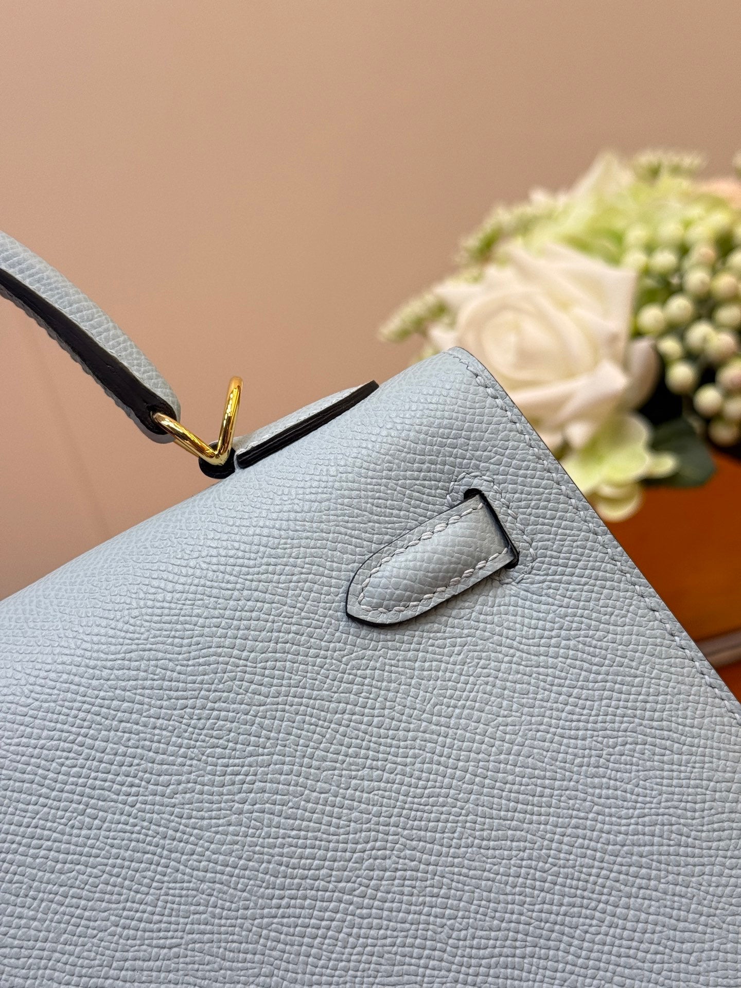 POWDER BLUE ELEGANCE TOP HANDLE BAG