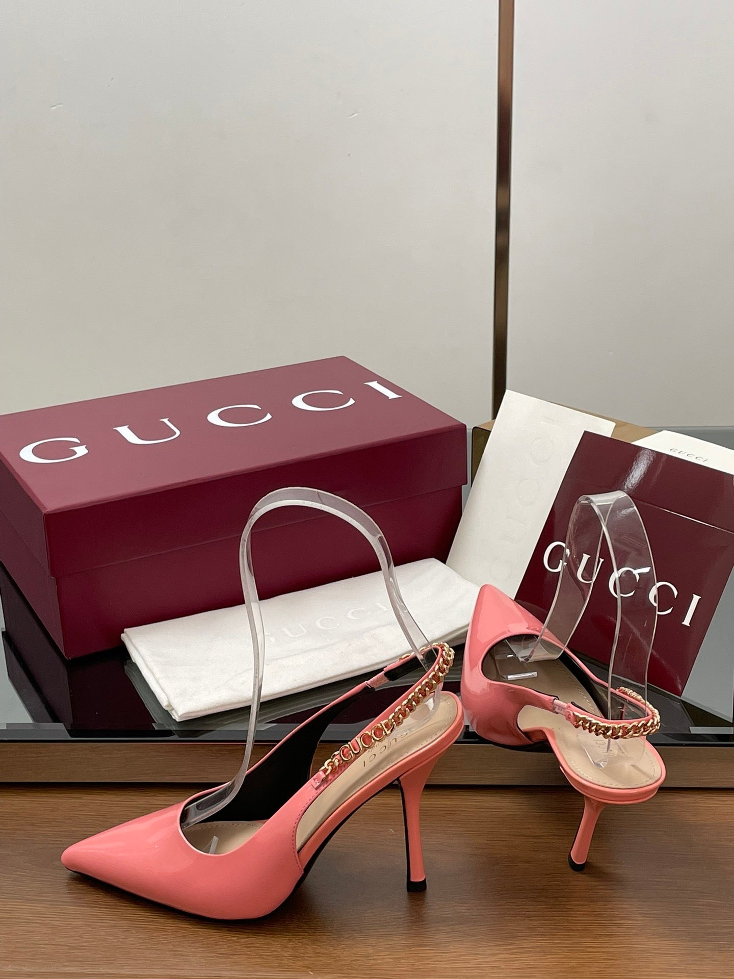 PINK PATENT SLINGBACK HEELS