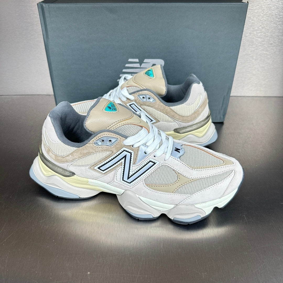 RETRO-INSPIRED COMFORT SNEAKERS WITH LAYERED DESIGN