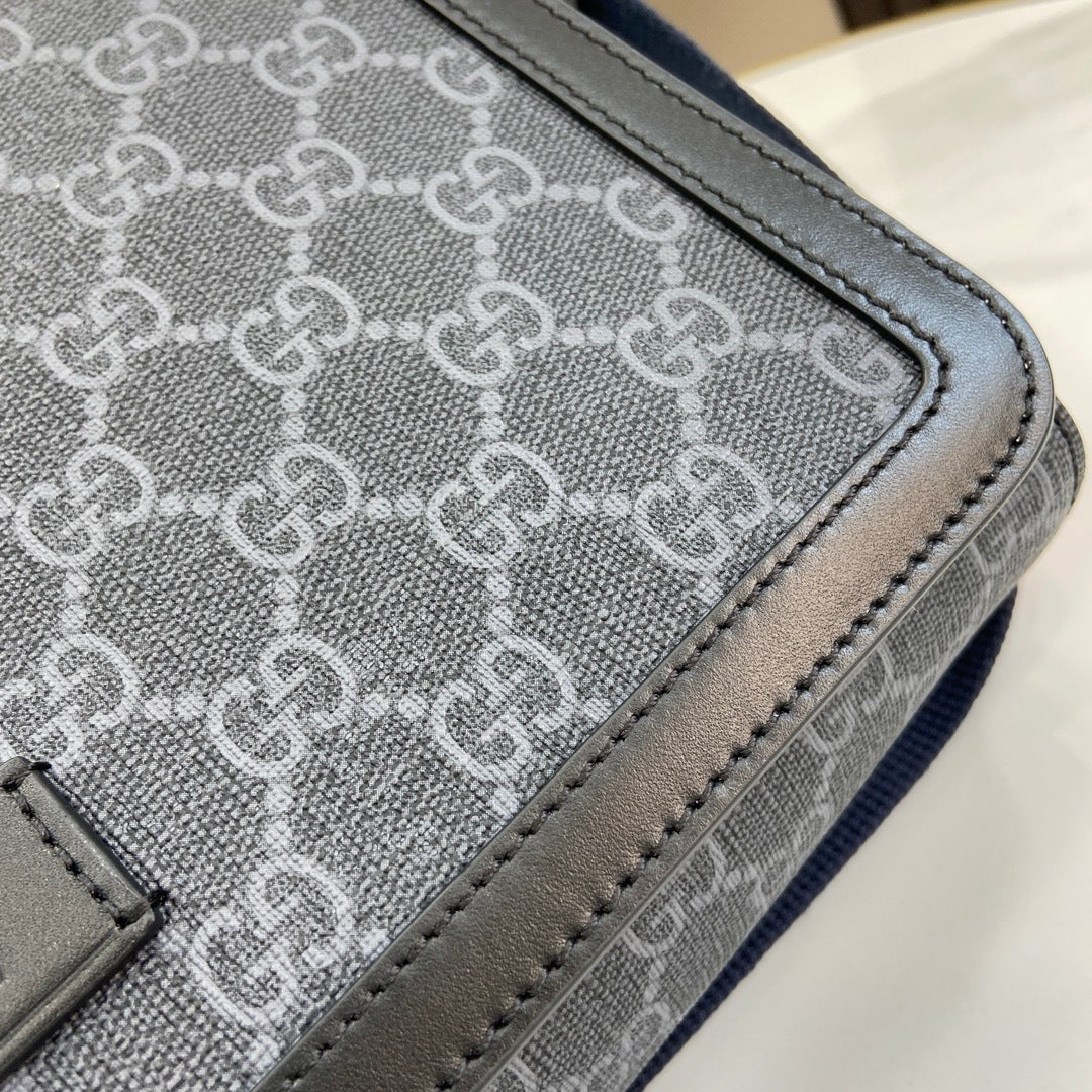 CLASSIC FLAP CROSSBODY BAG